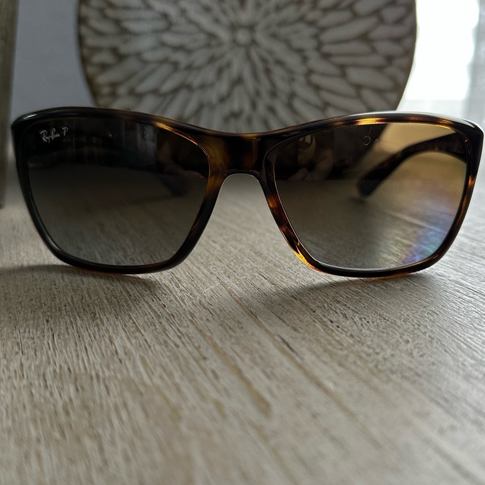 Ray-ban sunglasses